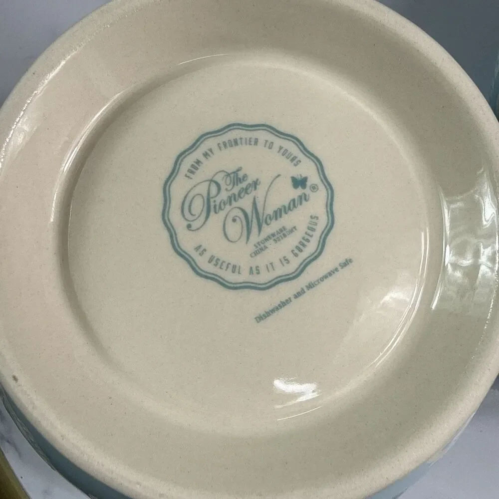 The Pioneer Woman Sweet Rose 6.25 Inch Ceramic Bowls Set of 2 Scalloped Blue New